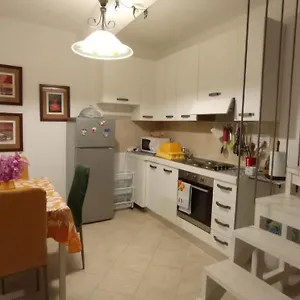  Appartamento Casa Matrea Con Box Privato